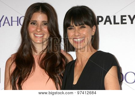 LOS ANGELES - JUL 30:  Shiri Appleby, Constance Zimmer at the An Evening With Lifetime's 