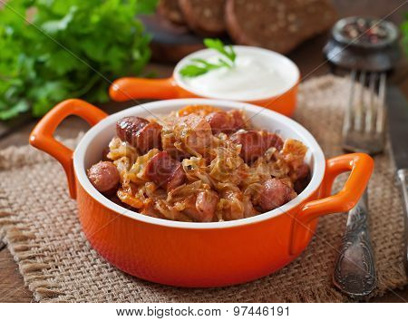 Polish bigos with smoked sausage and bacon