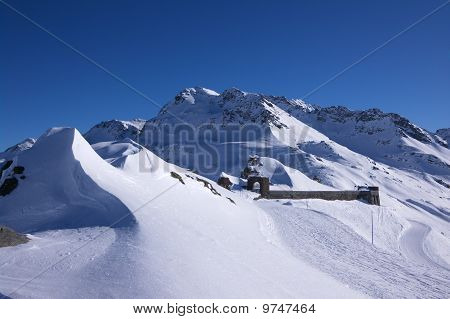 高山