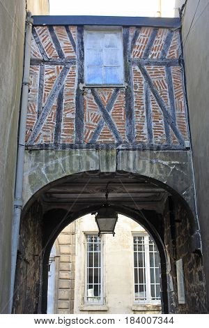 Bridge over a street in Laon, France