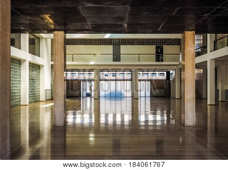 Casa Del Fascio In Como (hdr)