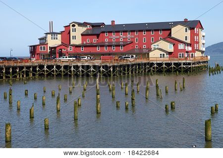Gamle cannery hotel Astoria eller.