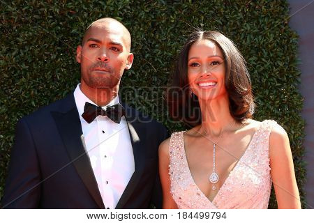 LOS ANGELES - APR 30:  Lamon Archey, guest at the 44th Daytime Emmy Awards - Arrivals at the Pasadena Civic Auditorium on April 30, 2017 in Pasadena, CA