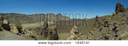 Panoramaudsigt indeni Teide vulkan Caldera