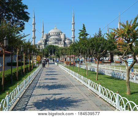 The Walkway To Sultan Ahmet Camii (blue Mosque), Istanbul