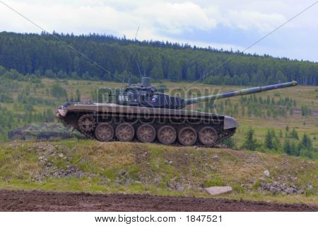 T 72 M serbatoio