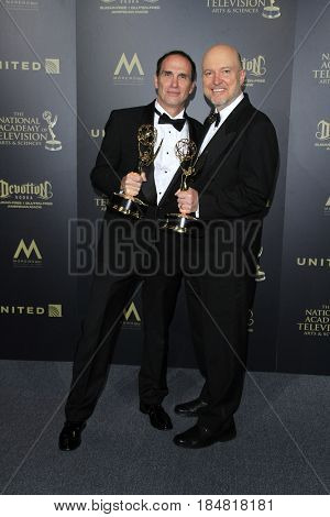 PASADENA - APR 28: William Roberts, Ray Thompson, Outstanding Lighting Direction for a Drama Series The Young and the Restles at the 44th Daytime Creative Arts Emmys on April 28, 2017 in Pasadena, CA