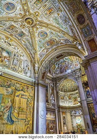 Bergamo, Italy - January 3, 2019. Aisle And Transept Wing Of The Basilica Di Santa Maria Maggiore. P