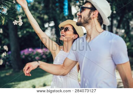 Couple In Love. Romantic Couple Enyojing In Moments Of Happiness In The City Park. Love And Tenderne