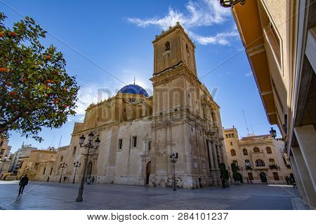 Elche, Alicante, Spain; February 2017: View Of The Basilica Of Santa Maria In The Historic Center Of