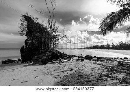 Blackwhite Photo Panorma Of Batam Bintan Wonderful Indonesia
