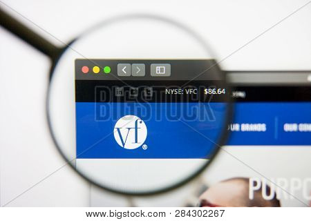 Los Angeles, California, Usa - 14 February 2019: Vf Website Homepage. Vf Logo Visible On Monitor Scr