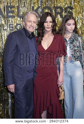 Michael Douglas, Catherine Zeta-jones, Carys Zeta Douglas