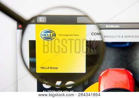 Los Angeles, California, Usa - 14 February 2019: Hella Kgaa Hueck Website Homepage. Hella Kgaa Hueck