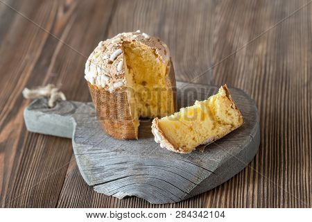 Veneziana - Italian Christmas Cake