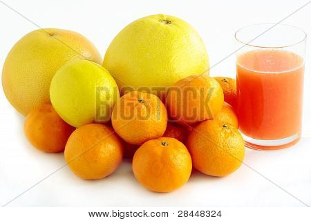 ZitrusfrÃ¼chte und gesunden Saft