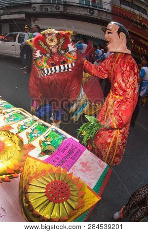 Nakorn Sawan , Thailand - February 8 , 2019 : Unidentified People Show Of The Lion Haka Dancing In P