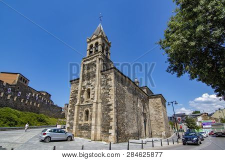 Ponferrada, Leon, Spain; June 2017: View Of  San Andreas Church In Center Historic Of Ponferrada In 