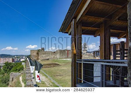 Ponferrada, Leon, Spain; June 2017: View Of The Wall Of Templar Castle In The  City Of Ponferrada Pr