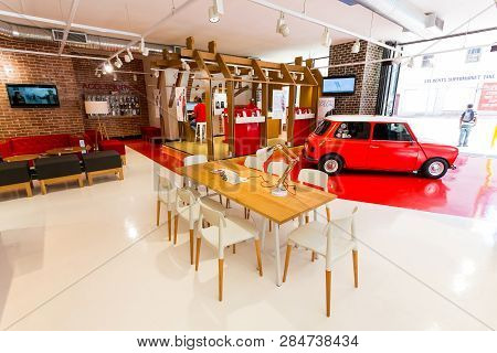 Inside Interior Of A Virgin Mobile  Store