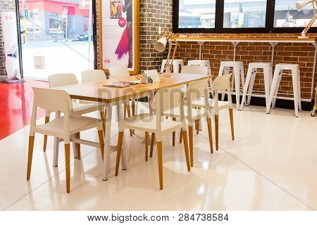 Inside Interior Of A Virgin Mobile  Store