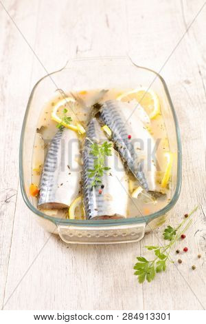 maquereau, fish and wine sauce