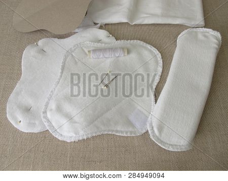 Washable Self-sewn Monthly Hygiene Pantyliner Made Of Fabric