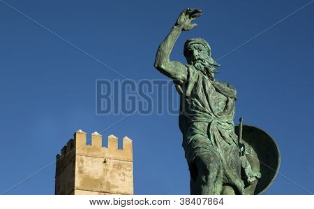 Statua di Ibn Marwan