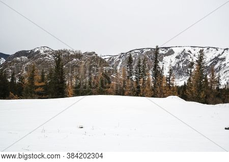 View Of Ulagan Highlands In Altay Mountains In The Winter, Siberia, Russia