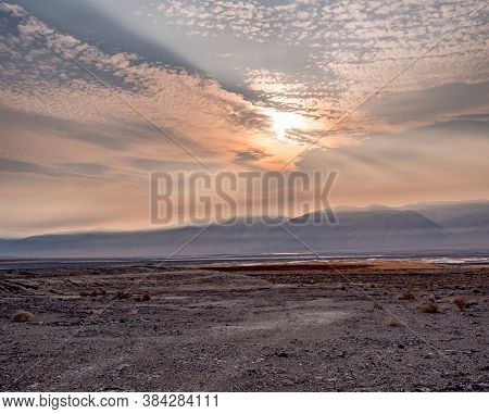 View Of Lone Pine Peak, East Side Of The Sierra Nevada