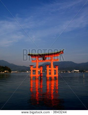 Torii af Itsukushima