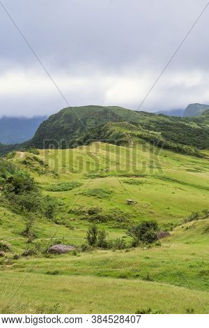 Beautiful Grassland, Prairie In Taoyuan Valley, Caoling Mountain Trail Passes Over The Peak Of Mt. W