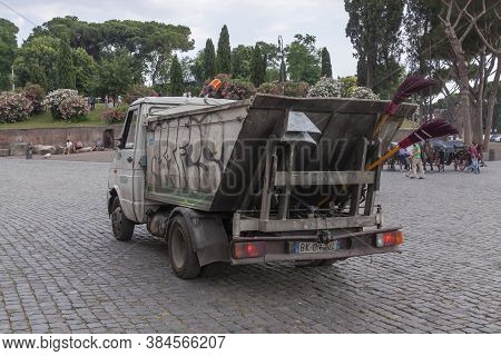 Rome, Italy - June 27, 2010: One Of The Ramshackle, Dirty And Defaced Trucks And Vans Of Rome's Publ