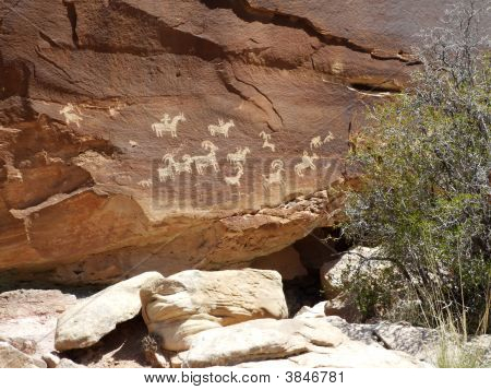 Moáb Petroglyfy