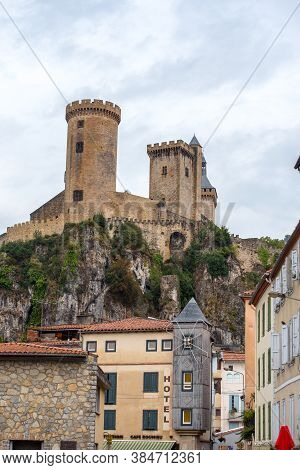 Foix, France :  2020 09 Sept, : Streets Of The Village Foix In The South Of France, Europe