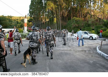 Salvador, Bahia / Brazil - August 19, 2006: Police From The Batalha De Choque Are Seen During The Co