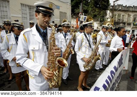 Salvador, Bahia / Brazil - July 2, 2015: Filarmonica Group Is Seen In The Lapinha Neighborhood In Sa
