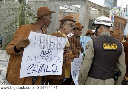Salvador, Bahia / Brazil - July 2, 2015: Cowboys Protest The Ban On The Use Of Horses During The Jul