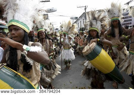 Salvador, Bahia / Brazil - July 2, 2015: Indians Accompany The Departure Of Caboclo And Cabocla From