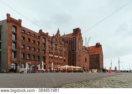Stralsund, Germany - July 31, 2019: The Harbour With Terraces Of Bars And Restaurants In The Dock