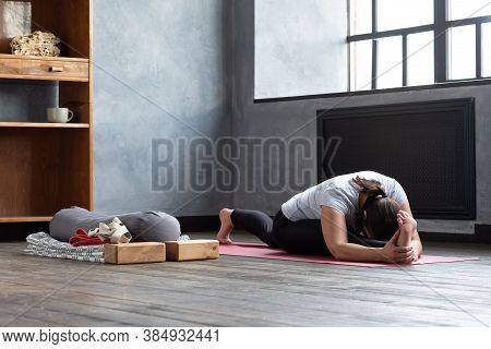 Woman Practicing Yoga, Doing Splits Exercise, Hanumanasana, Monkey God Pose