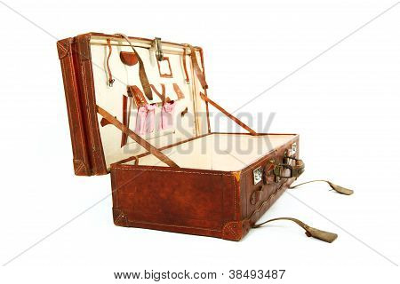 Offene alte Koffer braun