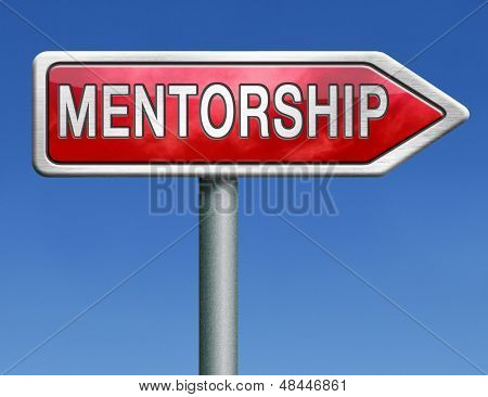 Mentoring-Mentaltrainer oder Mentor führt seine Schüler-Drill und geben Anweisungen, coaching