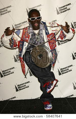 LOS ANGELES - NOVEMBER 21: Flavor Flav in the press room at the 34th Annual American Music Awards at Shrine Auditorium on November 21, 2006 in Los Angeles, CA.
