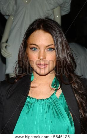 Lindsay Lohan Holiday Window Lighting to benefit the Kanye West Foundation Loop Dreams Program, Stella McCartney Boutique, Los Angeles, CA, December 5, 2006.