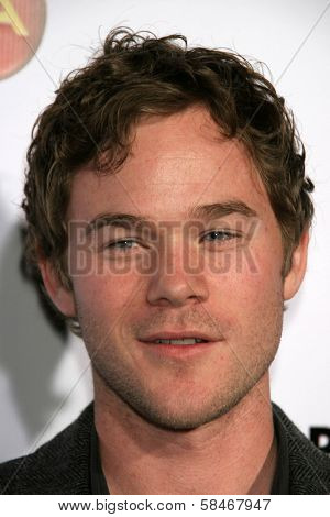 HOLLYWOOD - NOVEMBER 16: Aaron Ashmore at the 