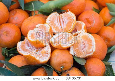 Fresh mandarins on a market
