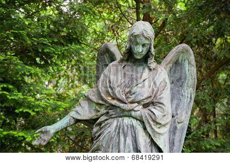 Grave 