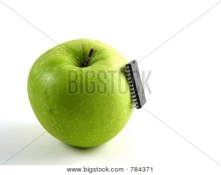 Chip-támadás a zöld alma! (Teljes)