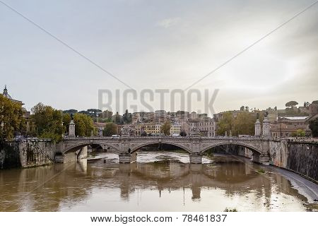 Ponte Vittorio Emanuele Ii, Rome